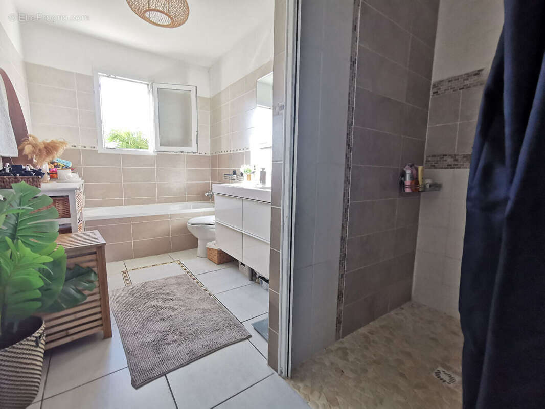 Maison à CHATELLERAULT