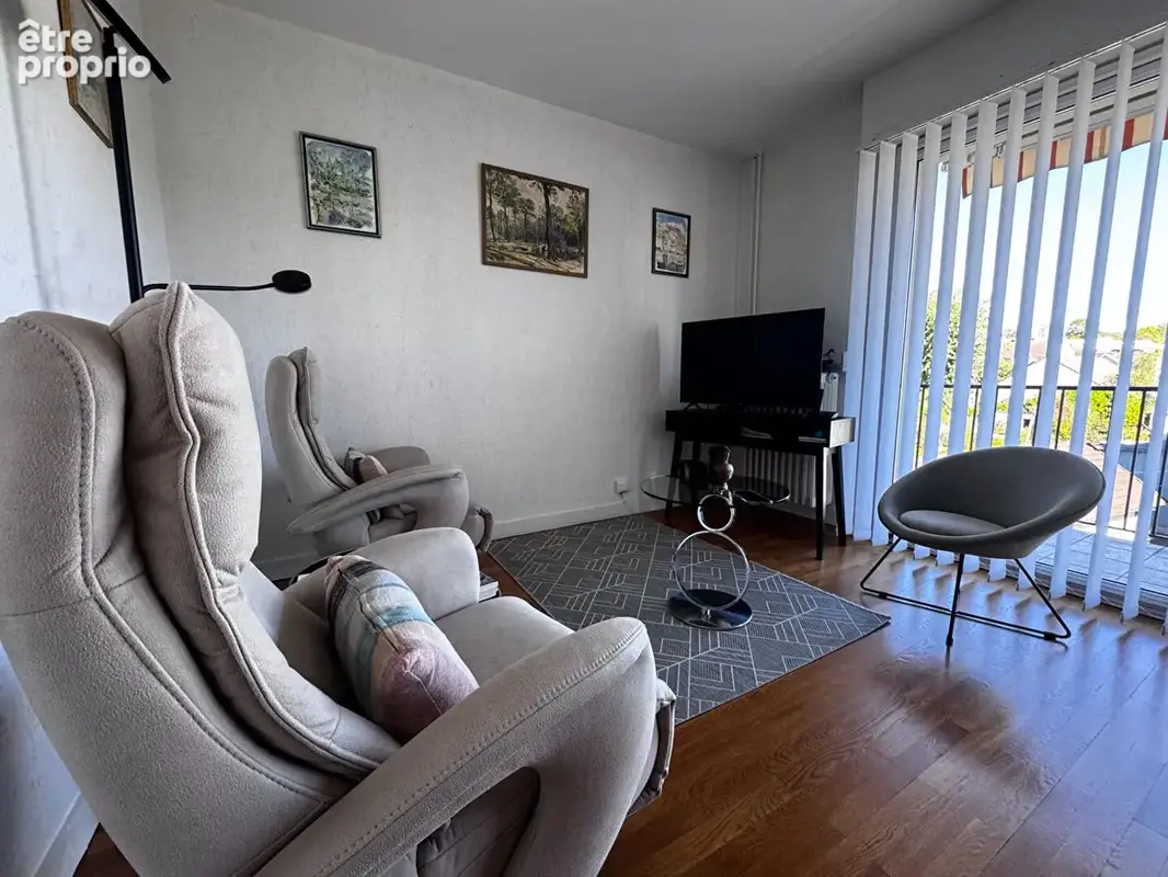 Appartement 3 pièces 75 m² à vendre à Lons-Le-Saunier (39000) - photo 4