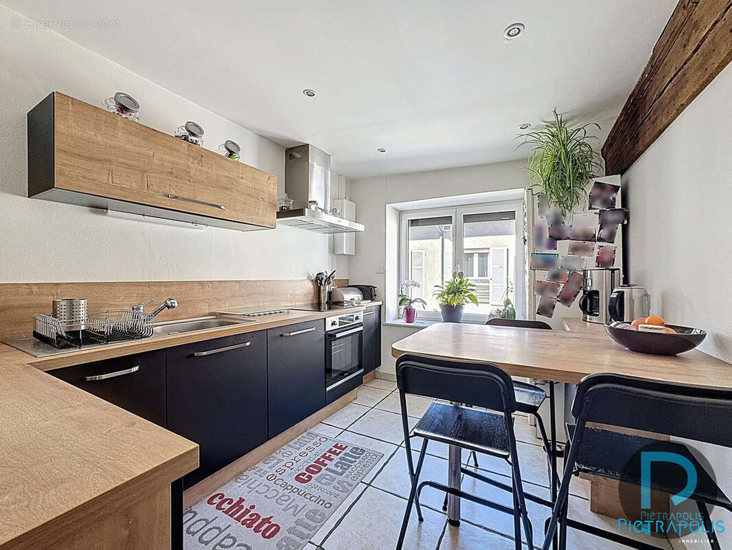 Maison à CHATILLON-SUR-CHALARONNE