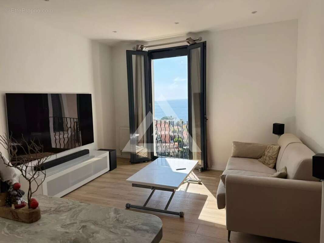 Appartement à ROQUEBRUNE-CAP-MARTIN