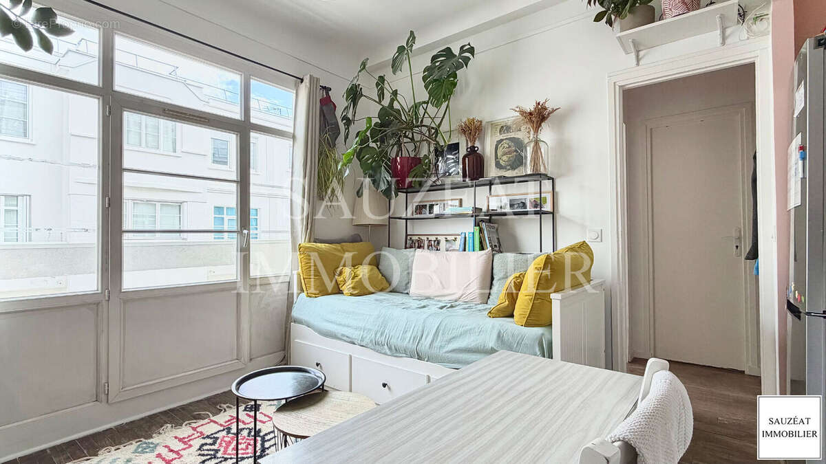 Appartement à MONTROUGE