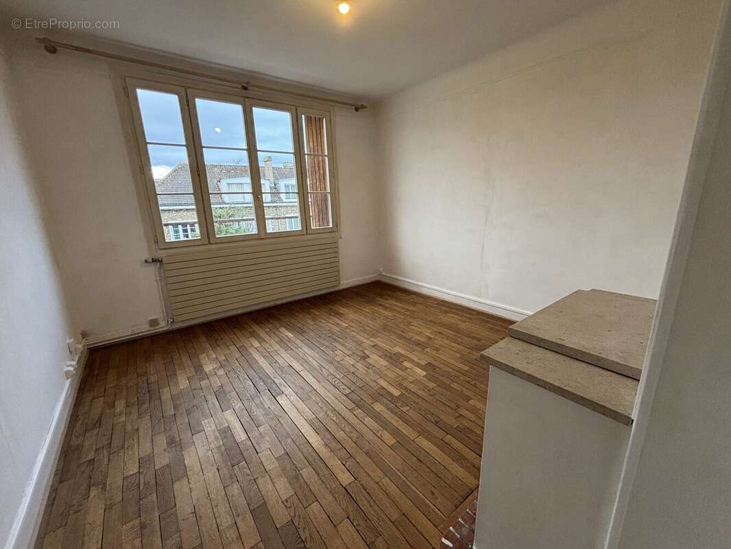Appartement à SAINT-CYR-L&#039;ECOLE