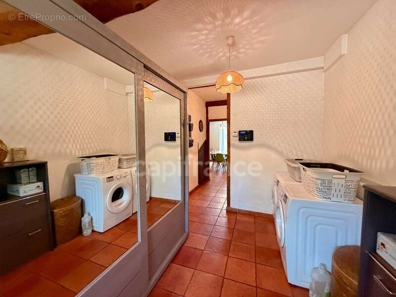 Maison de Maitre CARCASSONNE sur 233m2 habitables , 5 chambres, garage, piscine terrain 1100m2 - photo 22