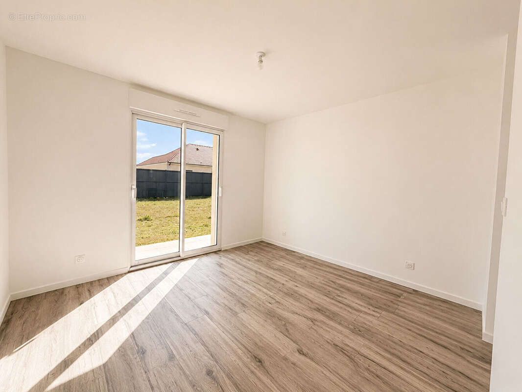 Pavillon de plain-pied 2025, de 111m² clé en main sur terrain de 528m² - photo 6
