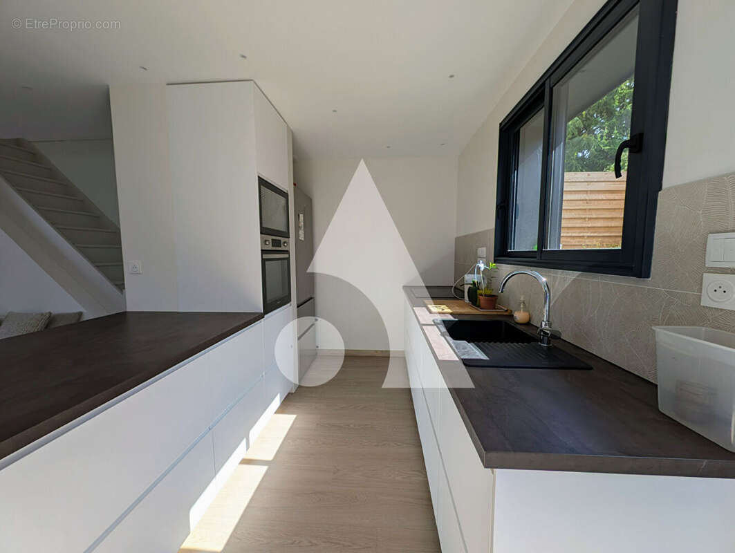 Maison à LA FRETTE-SUR-SEINE