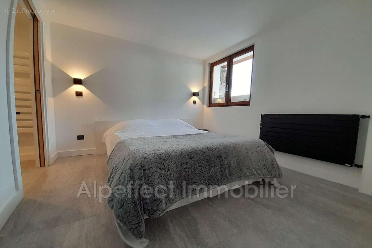 Appartement à LES ALLUES