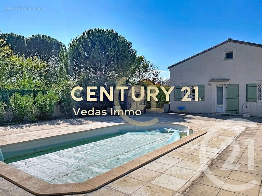 Maison à SAINT-JEAN-DE-VEDAS