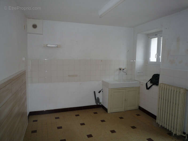 Maison à ESSOMES-SUR-MARNE