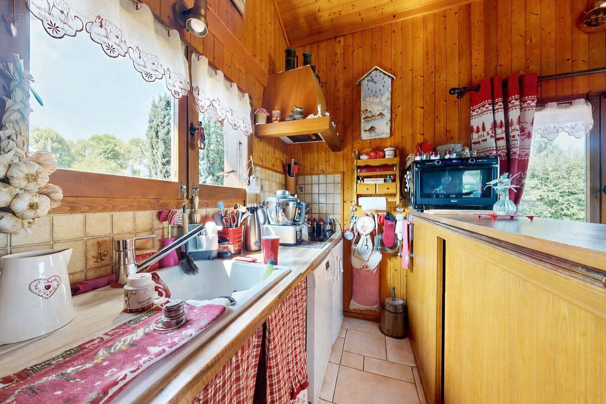 Maison 120 m² à Saint-Paul-En-Chablais  - photo 7