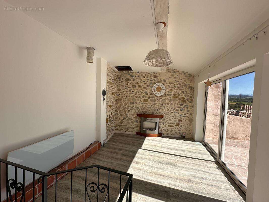 Maison avec deux terrasses - photo 5