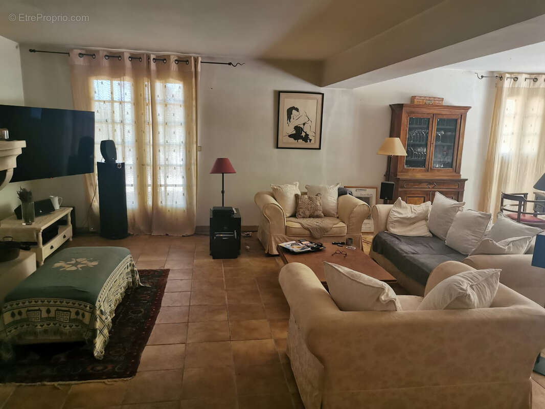 Maison à GRIGNAN
