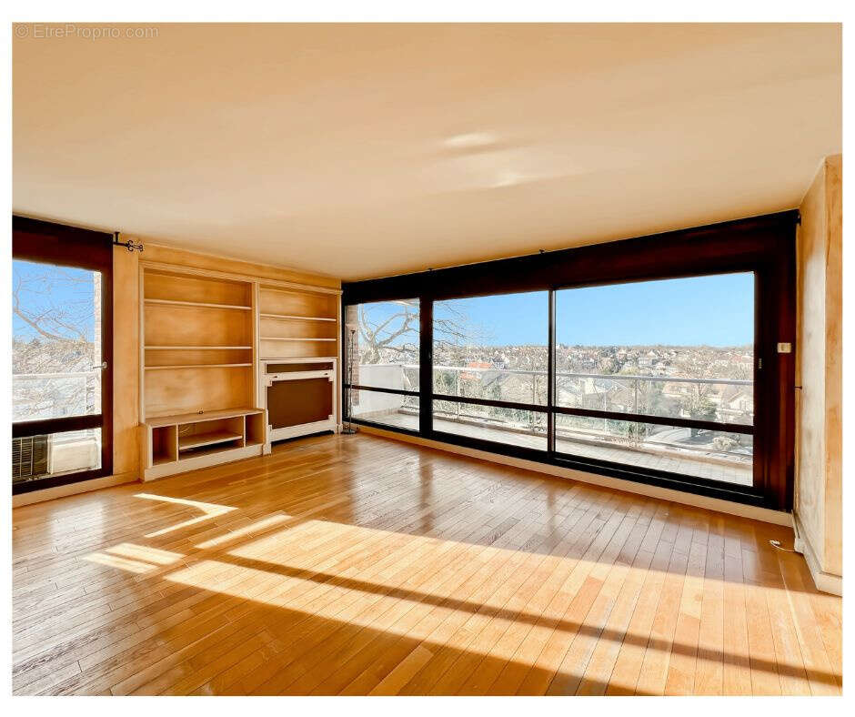 Appartement à JOUY-EN-JOSAS