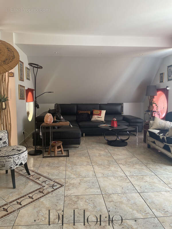 Nordheim - Maison d’architecte aux volumes remarquables 310m2 avec appartement indépendant - photo 5