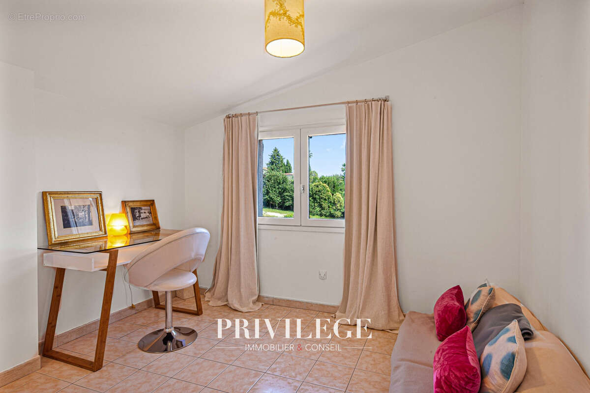 Maison à LA COLLE-SUR-LOUP