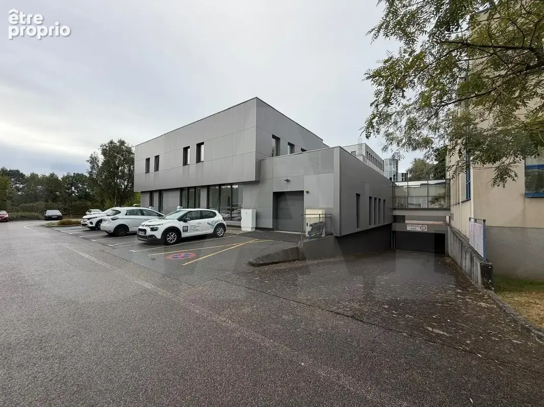 Commerce 1 827 m² à vendre à Cesson-Sevigne (35510) - photo 17