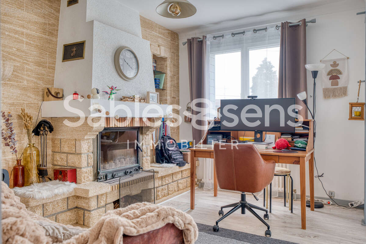 Maison à LES CLOUZEAUX