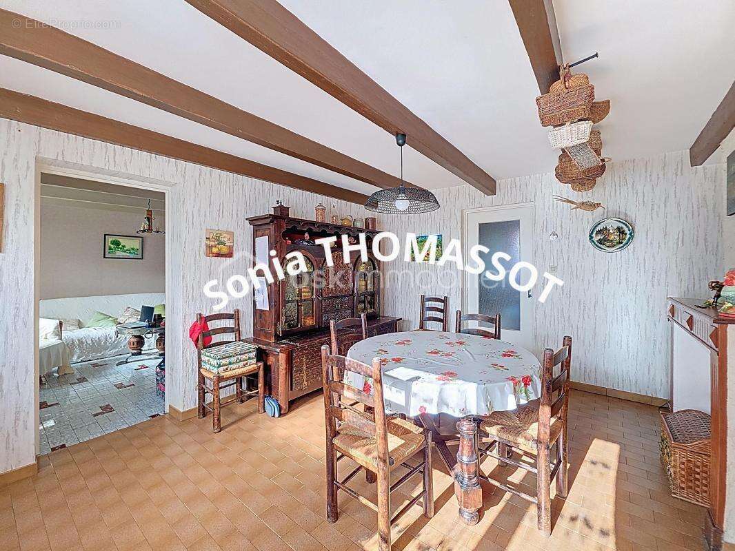 Maison à SAINT-USAGE