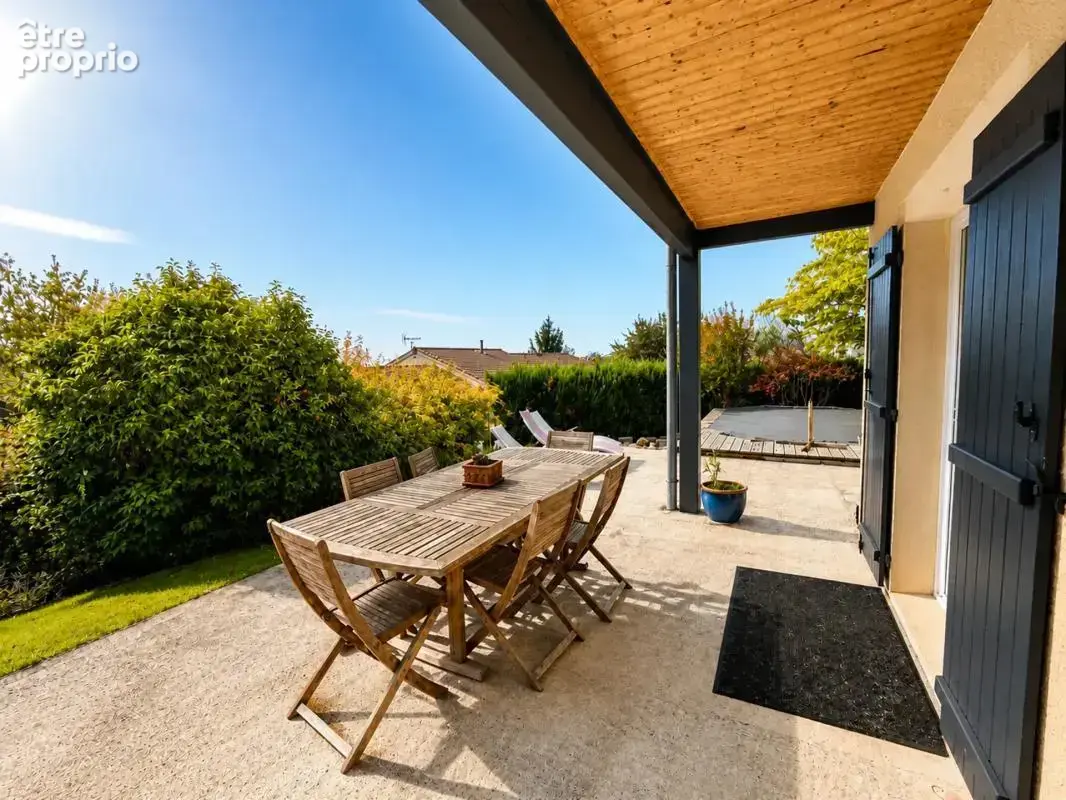 Maison de 5 pièces de 121 m² à Saint-Martin-Belle-Roche - photo 3