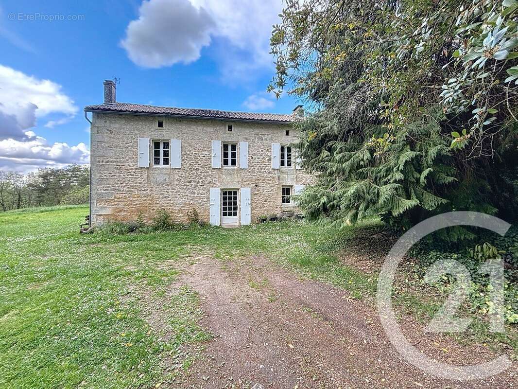 Maison à SERS