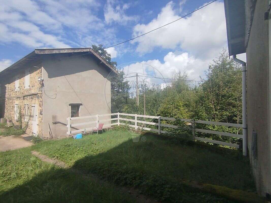 Maison à PROPIERES