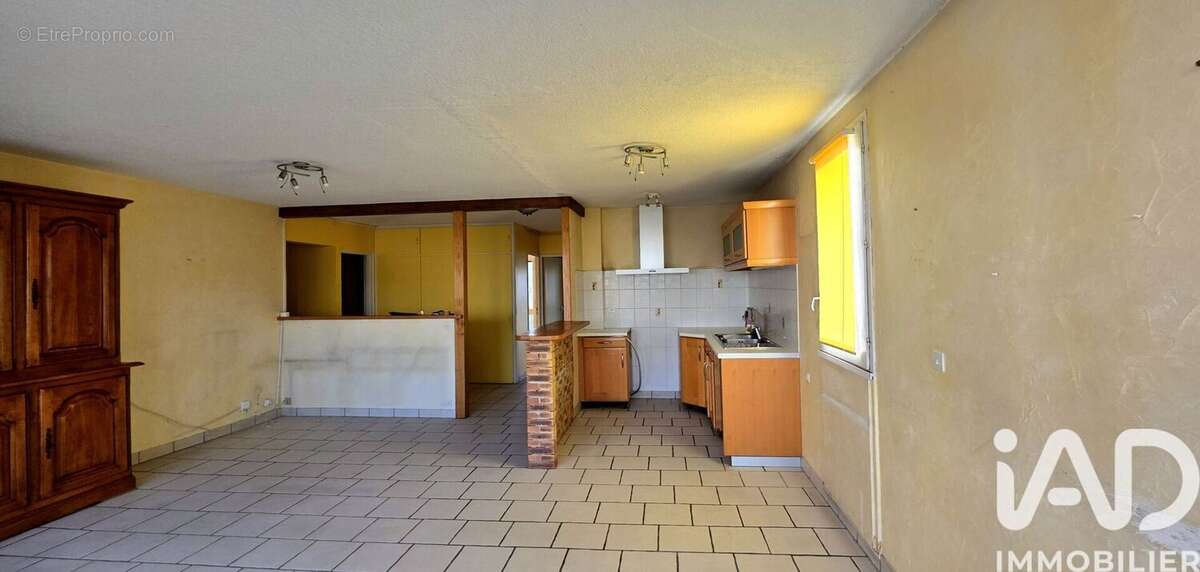 Photo 4 - Appartement à AURILLAC