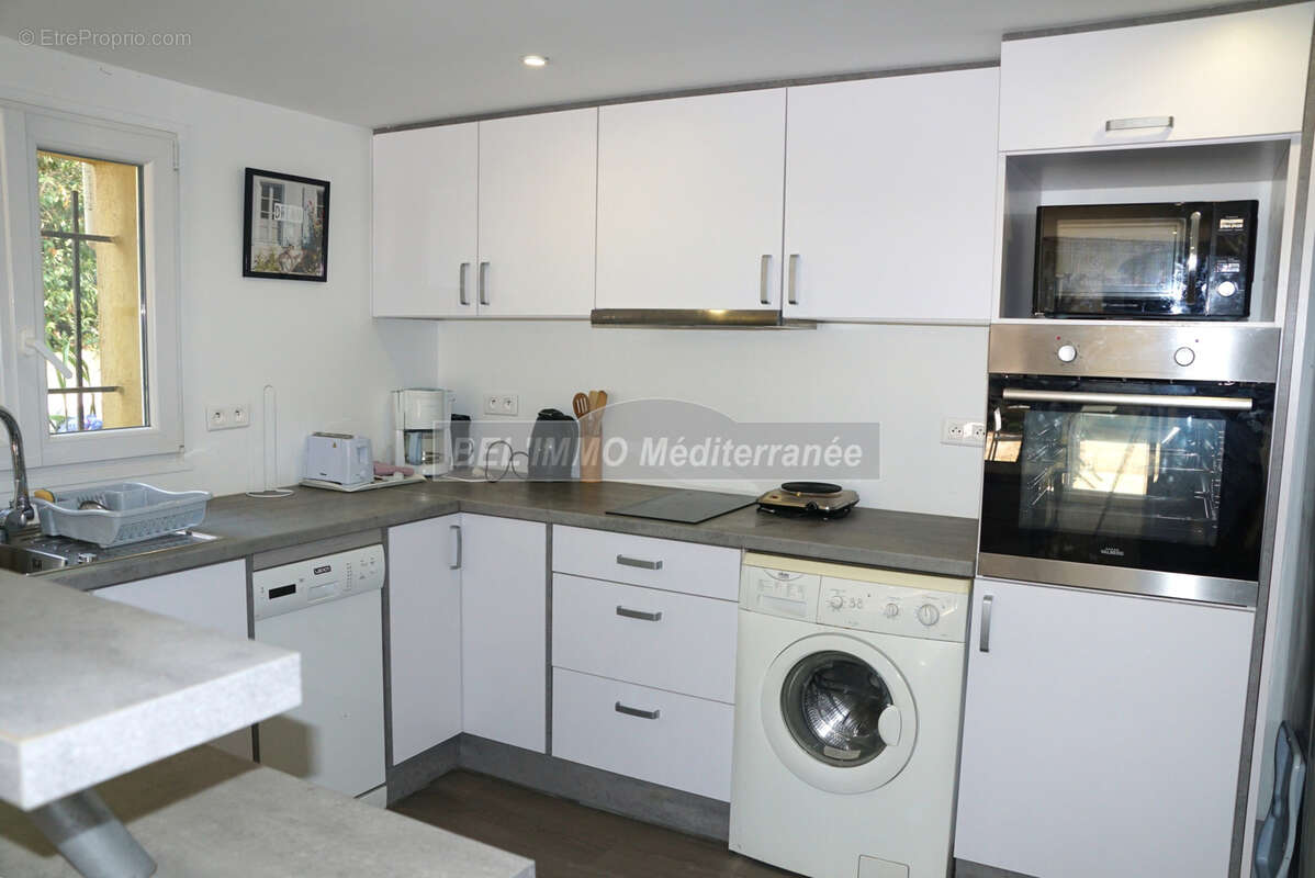 Centre-Ville, Villa de 190 m2 sur terrain de 835 m2 - photo 4