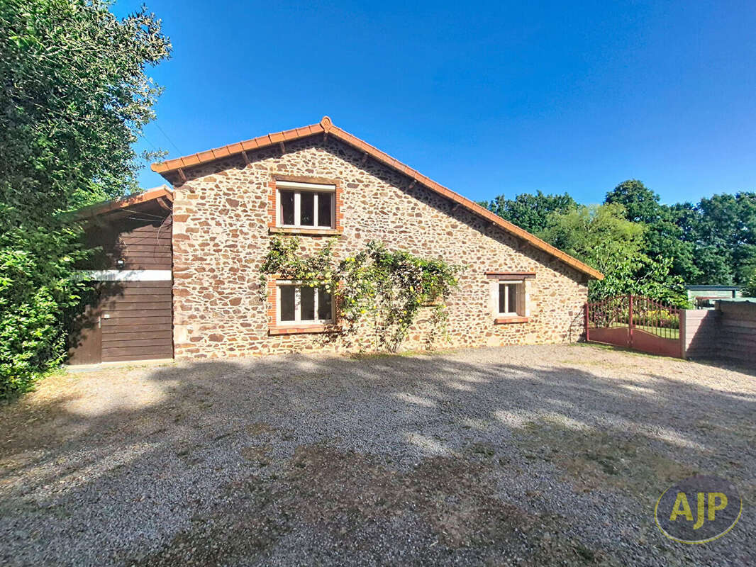 Maison à DOMPIERRE-SUR-YON