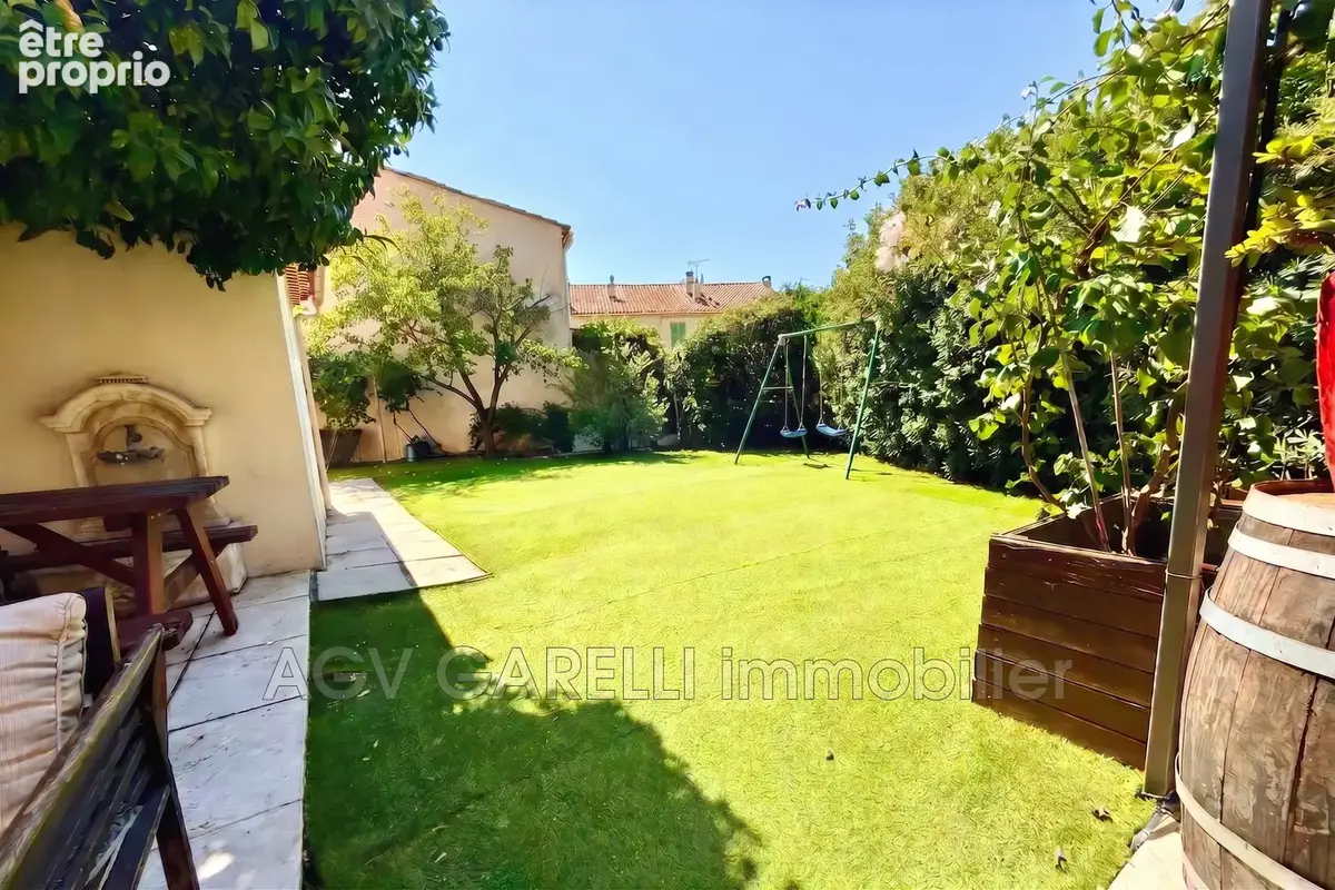 Maison 6 pièces 152 m² à vendre à Toulon (83000) - photo 2