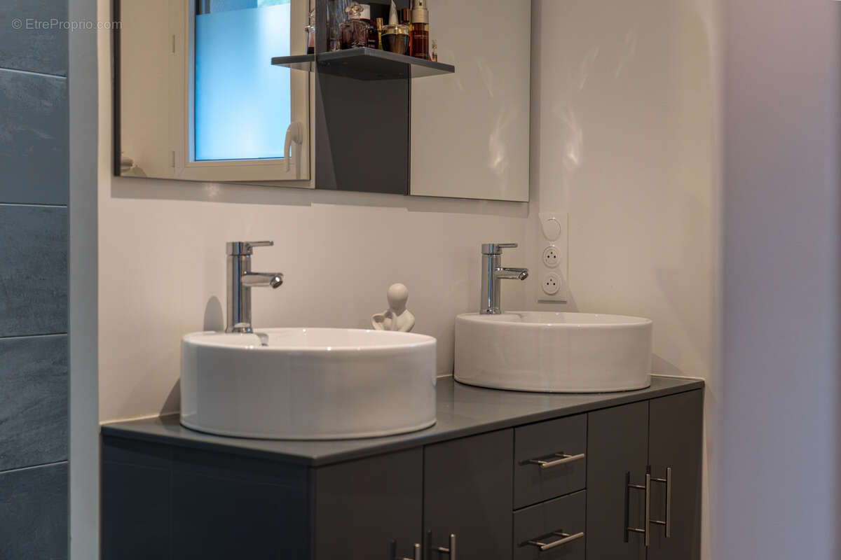 Maison à DIVONNE-LES-BAINS