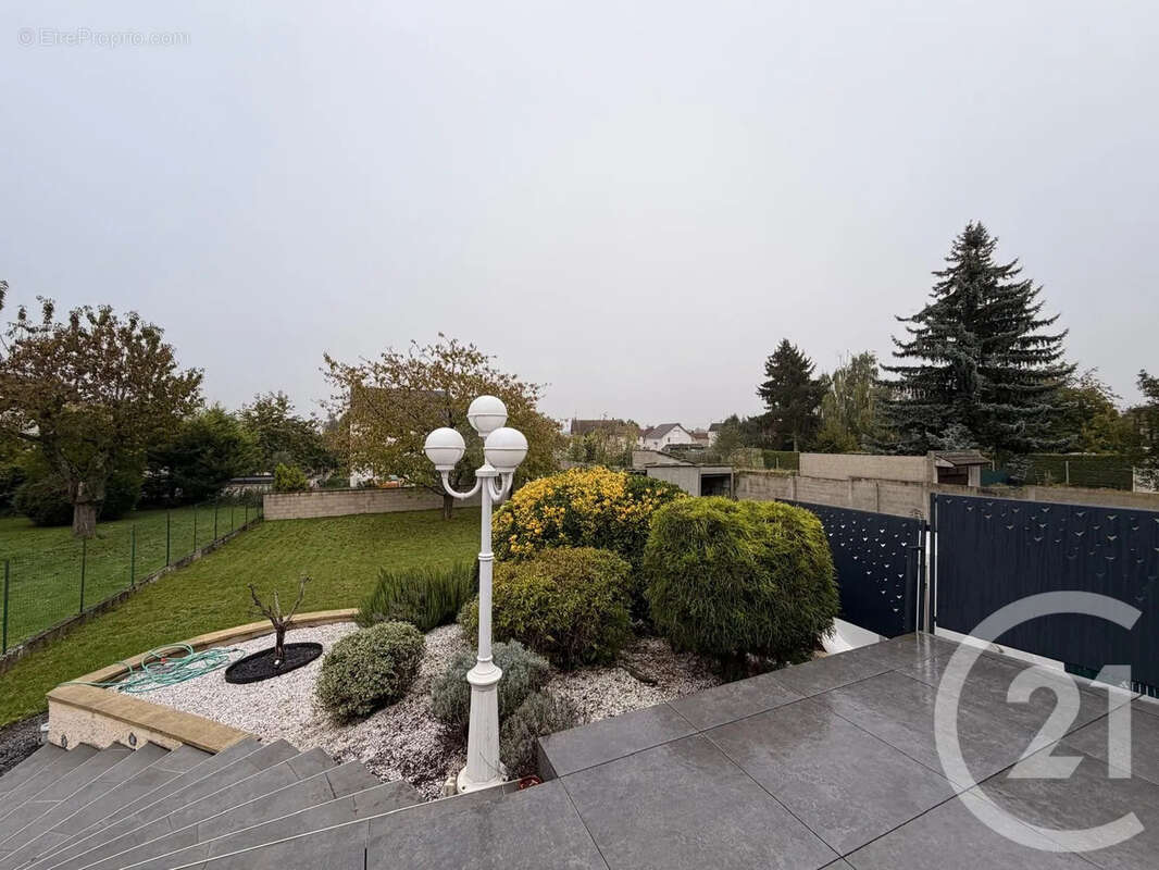 Maison à SAINT-MARD