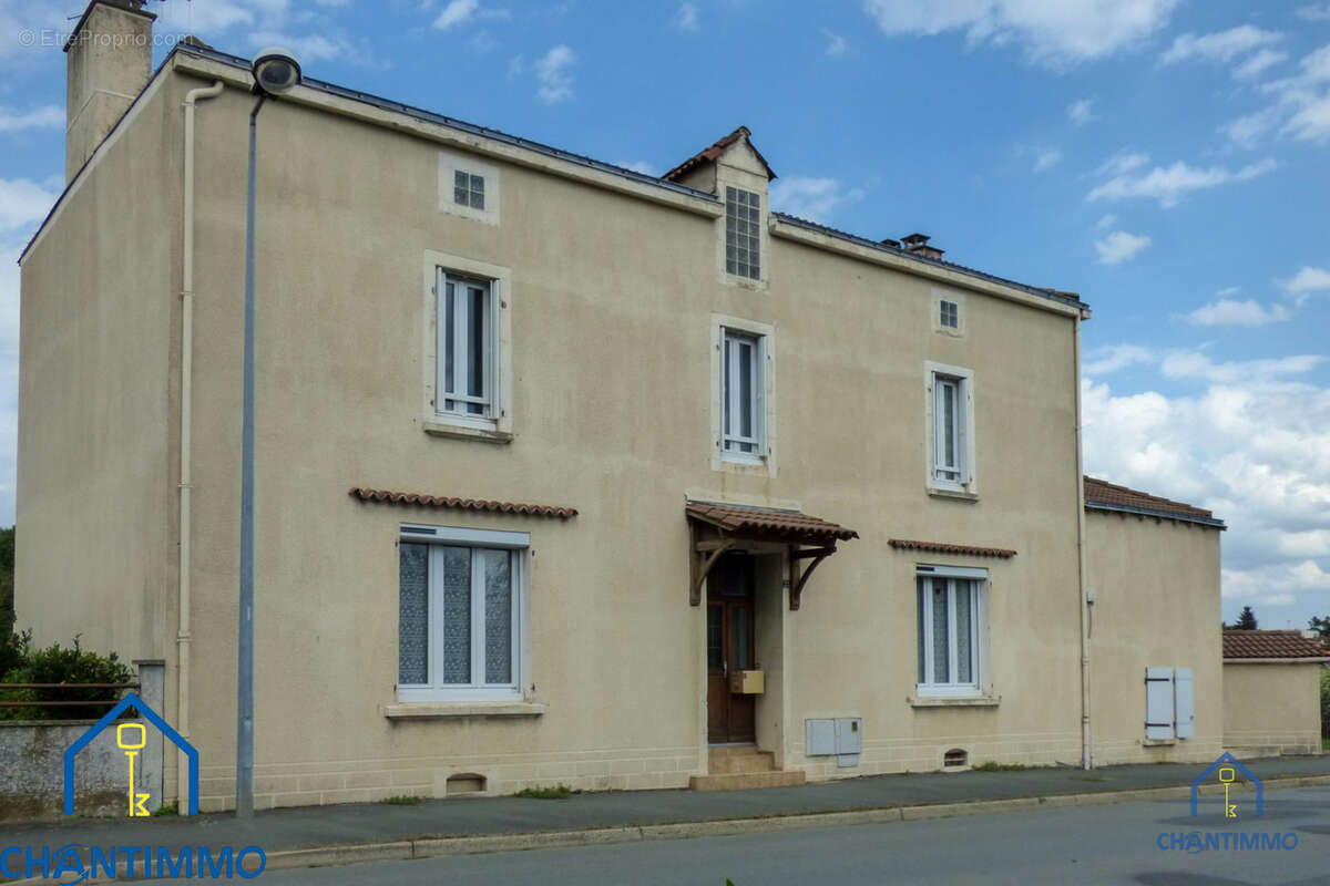 Maison à CHANTONNAY