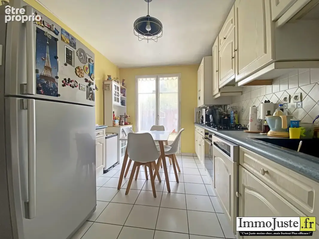 Maison 6 pièces 98 m² à vendre à Les Essarts-Le-Roi (78690) - photo 7