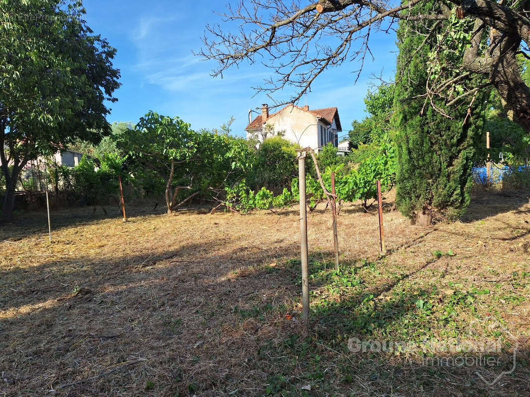 Terrain à MIRAMAS