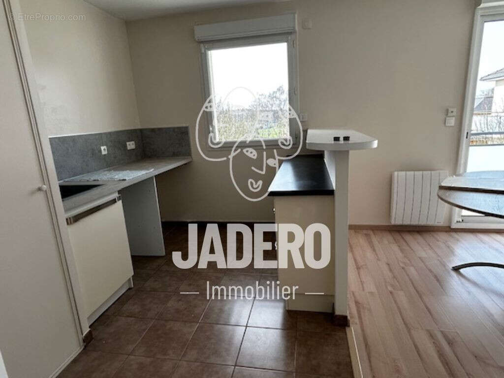 Appartement à LE MESNIL-ESNARD