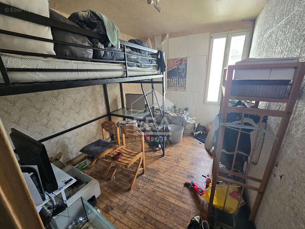 Maison 173m² à saint-étienne-de-puycorbier - photo 9