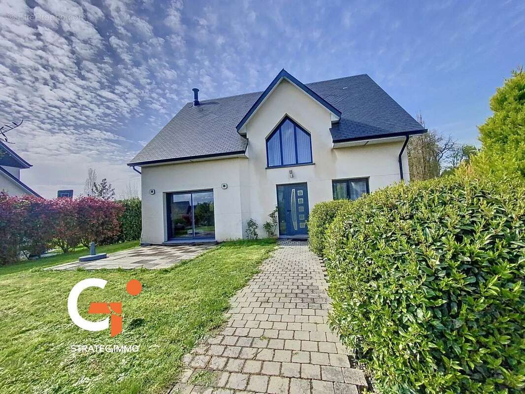 Maison à ISNEAUVILLE