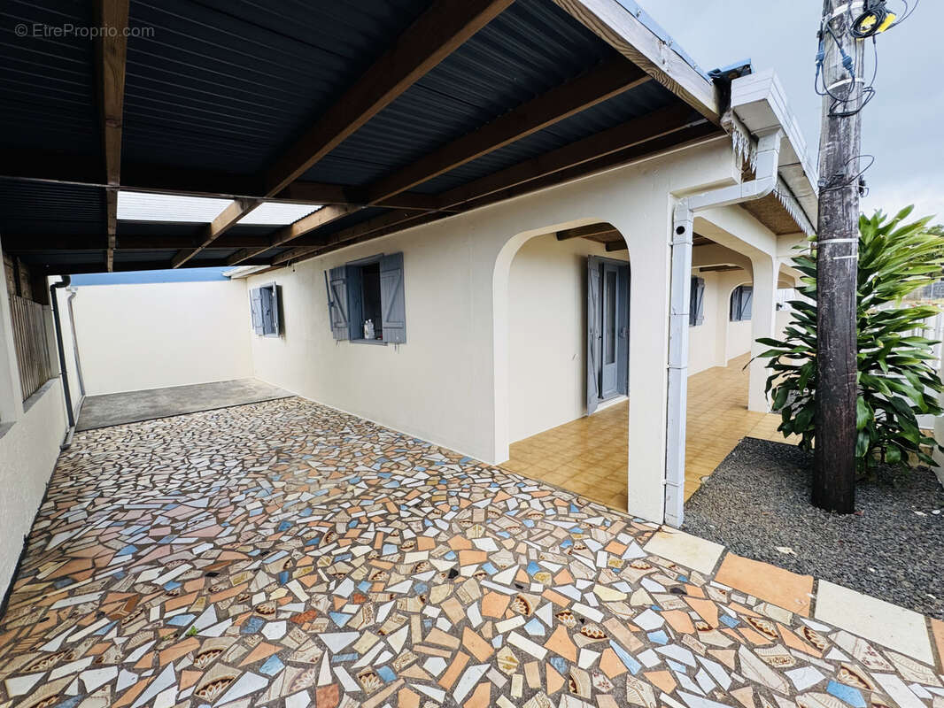 Maison à SAINT-JOSEPH