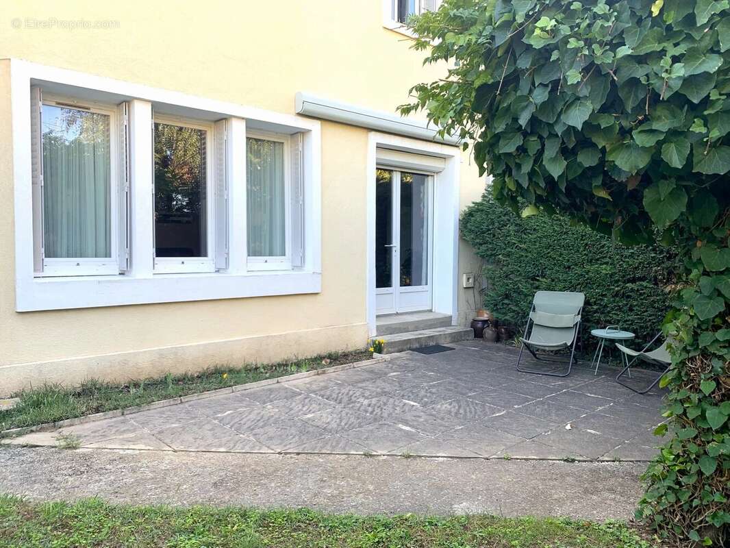 Maison à ROMANS-SUR-ISERE