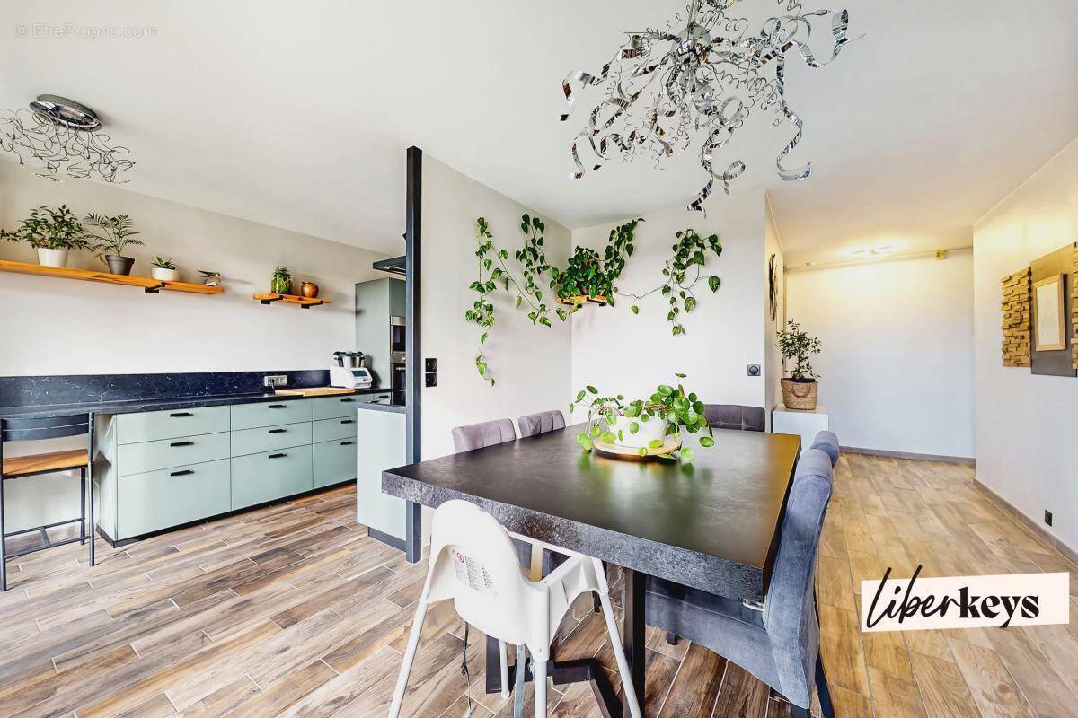 Appartement à JOUE-LES-TOURS