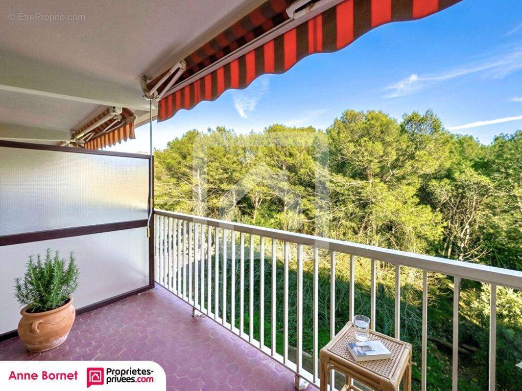 Appartement à PEYMEINADE