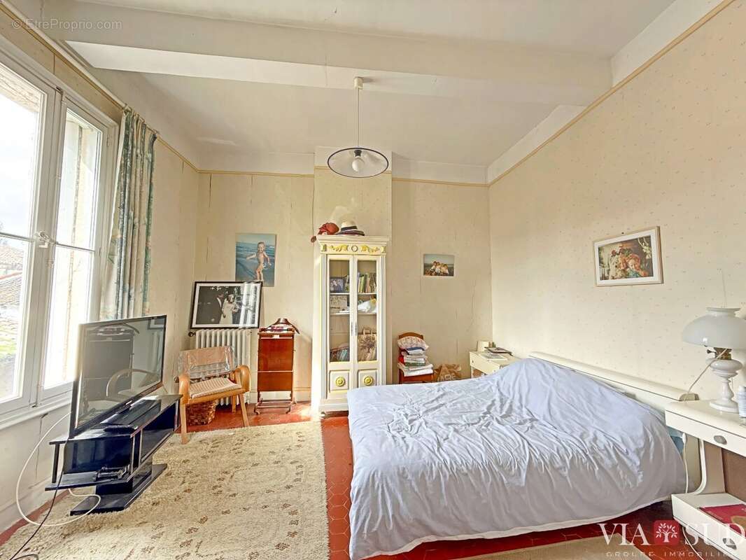 Maison à VILLENEUVE-LES-BEZIERS