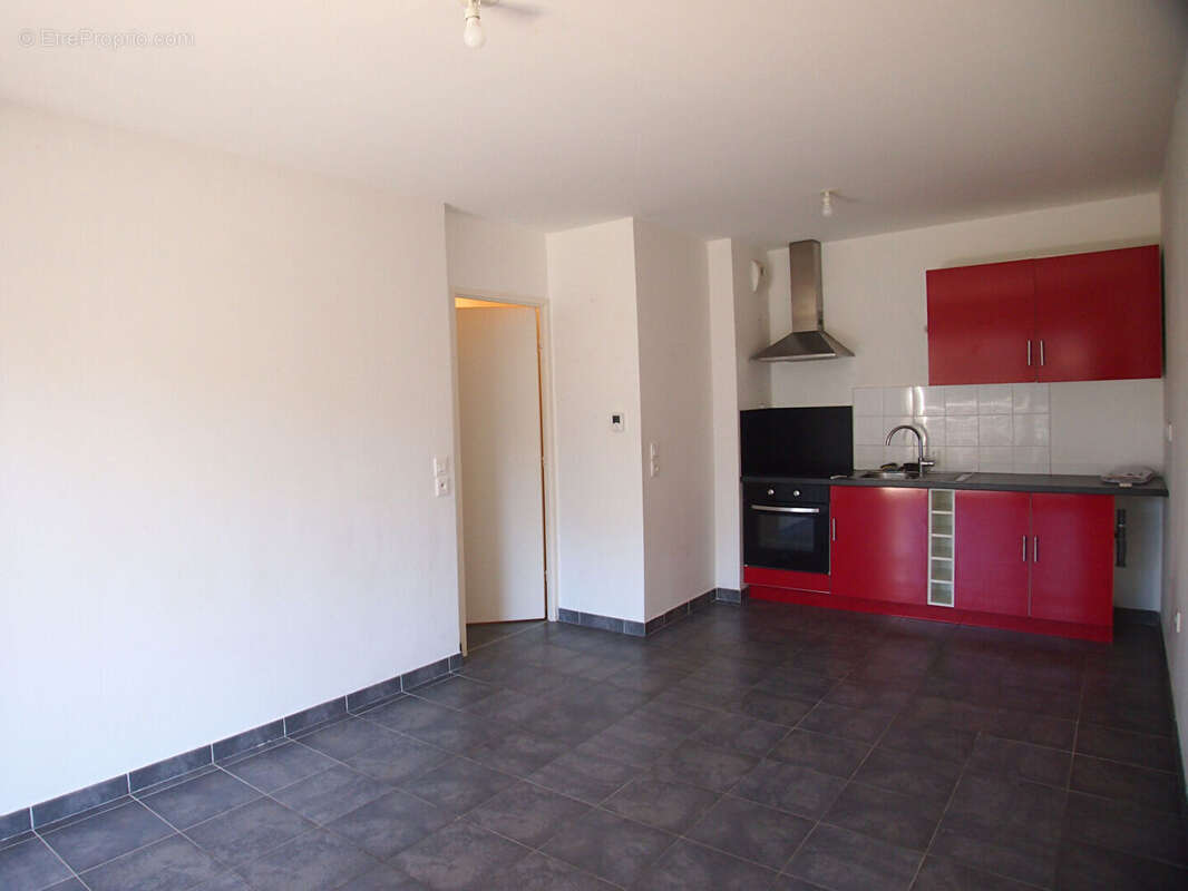 Appartement à ROQUEBRUNE-SUR-ARGENS