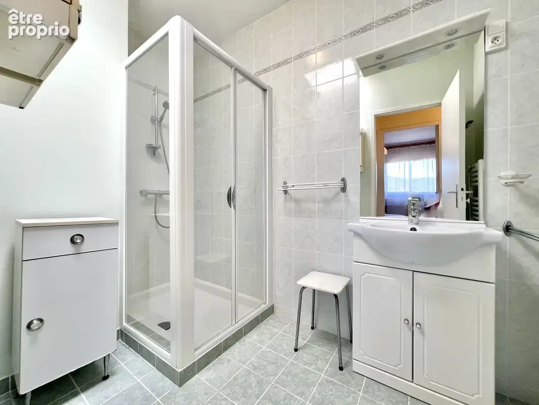 Appartement deux pièces dernier étage avec vue mer panoramique à Sainte Maxime - photo 15