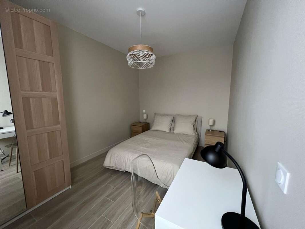 Photo 2 - Appartement à AUBERVILLIERS