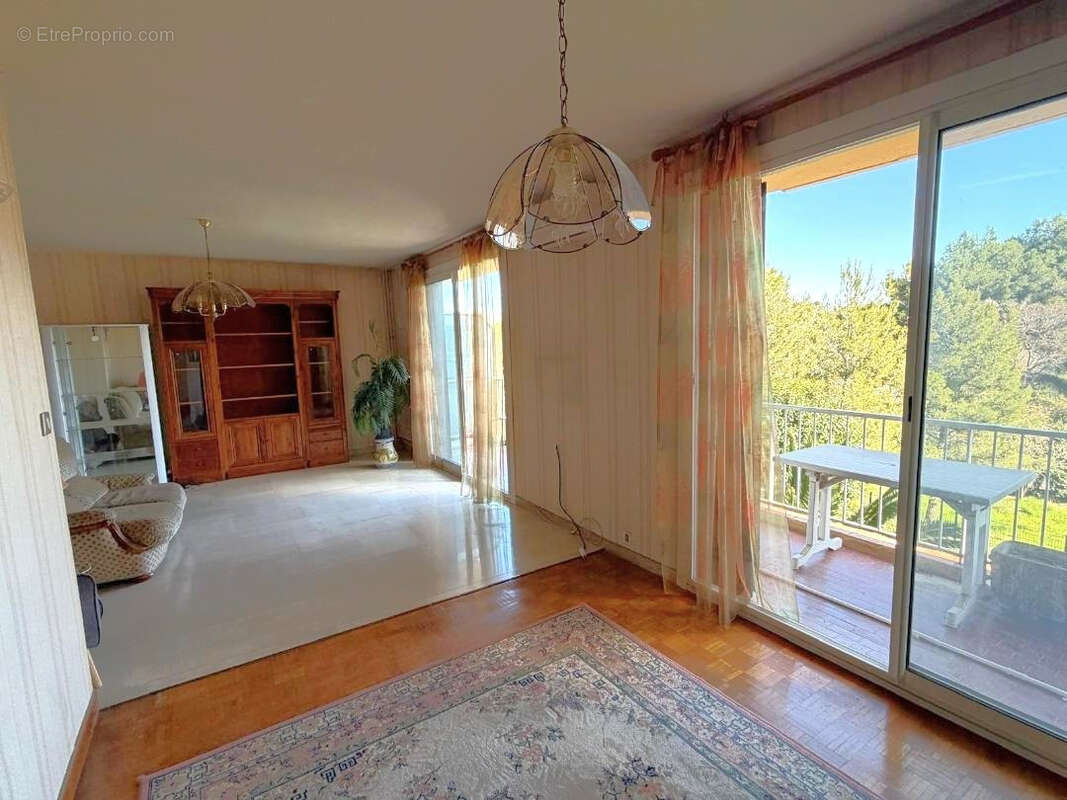 Appartement à MARSEILLE-13E