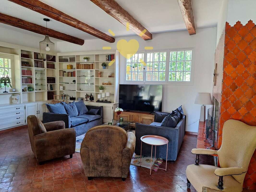 Bastide provencale renovee au calme accessible a pied du village - photo 26