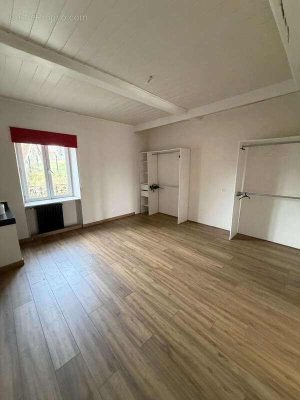 En exclusivité, murs commerciaux  d'une bâtisse de 396 m2 environ (ancien Bar-restaurant + logement) 38510 - photo 13