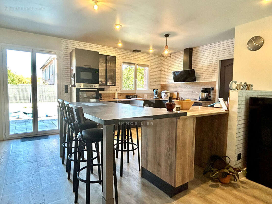 Autre à SAINT-SULPICE