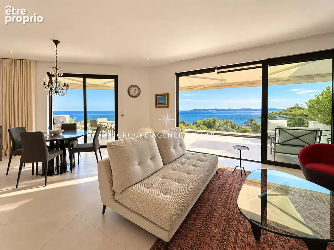 Appartement en dernier étage vue mer panoramique proche du centre de sainte maxime - photo 3