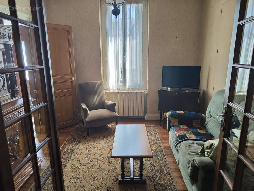 Maison à LA CHATRE
